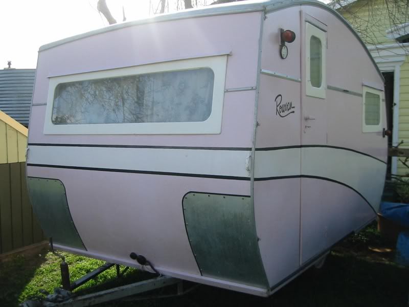 Rowvan (York, West Croydon & Enfield, SA) Vintage Caravans